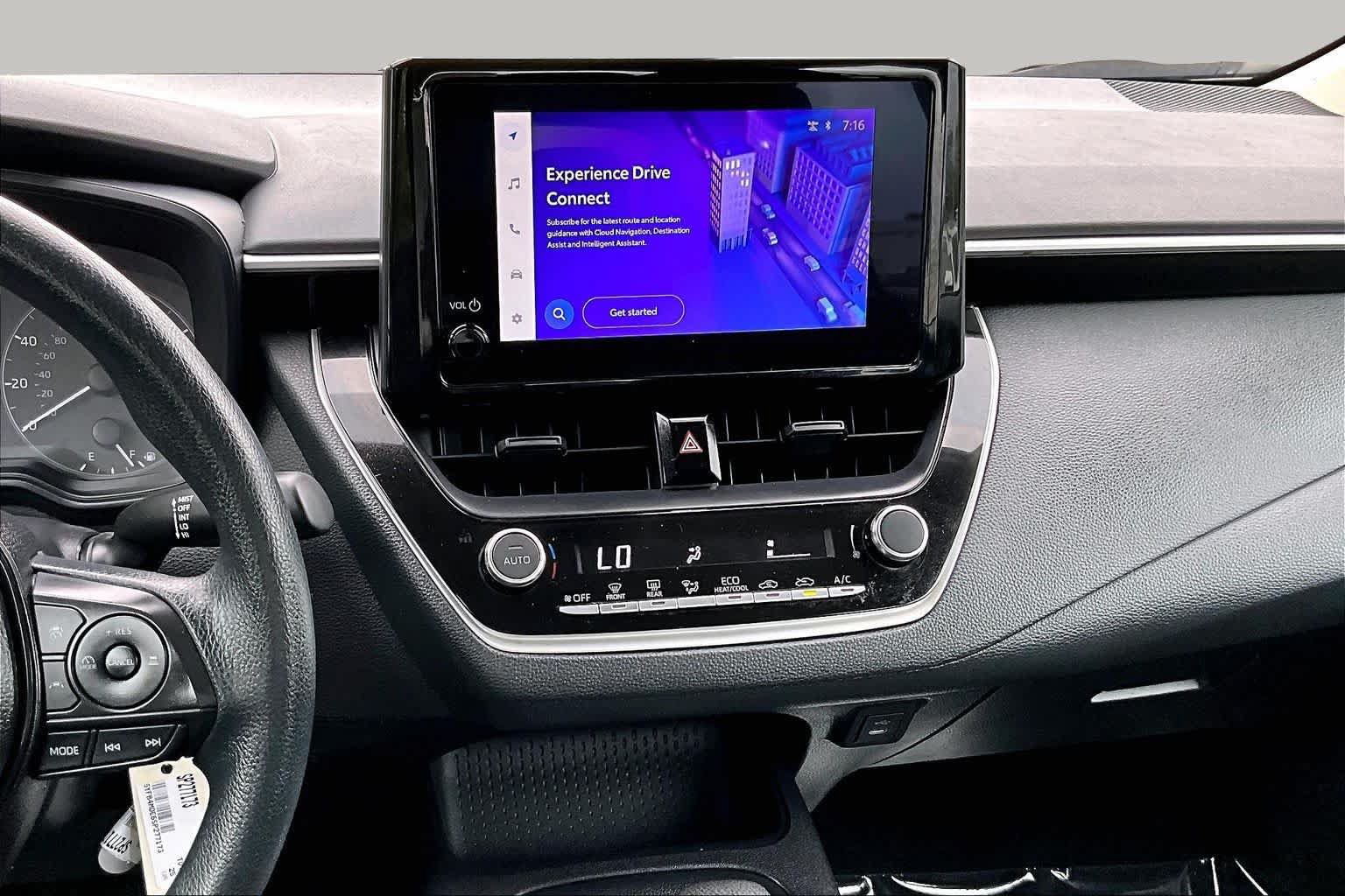 Used 2025 Toyota Corolla LE FWD image 7