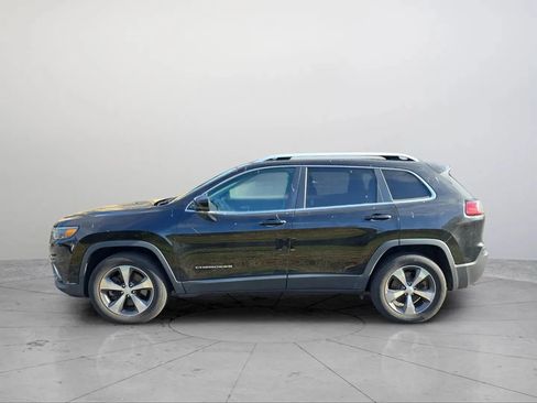 Used 2019 Jeep Cherokee Limited image 16