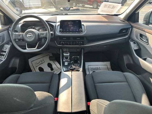 Used 2023 Nissan Rogue S AWD/4WD image 13