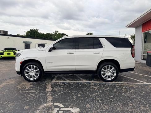 Used 2021 Chevrolet Tahoe High Country w/ Premium Package RWD image 4