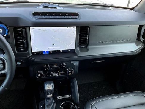 Used 2025 Ford Bronco Badlands AWD/4WD image 21