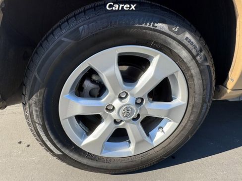 Used 2011 Toyota RAV4 Limited image 39