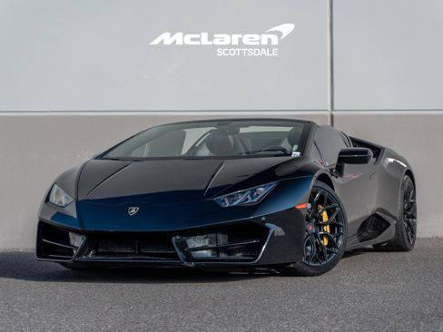 Used 2019 Lamborghini Huracan LP 580-2 image 2