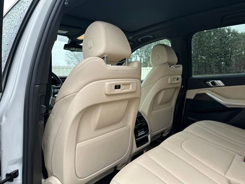 Used 2022 BMW X5 xDrive40i w/ Premium Package image 39