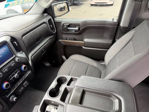Used 2022 Chevrolet Silverado 1500 RST image 25