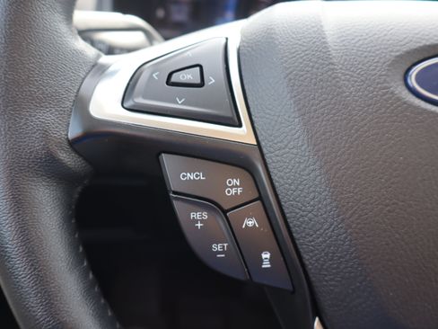 Used 2024 Ford Edge SEL w/ Convenience Package AWD/4WD image 16