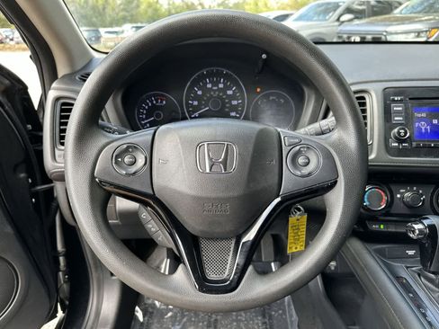 Used 2020 Honda HR-V LX image 16