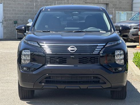 New 2026 Nissan Rogue SL AWD/4WD image 11