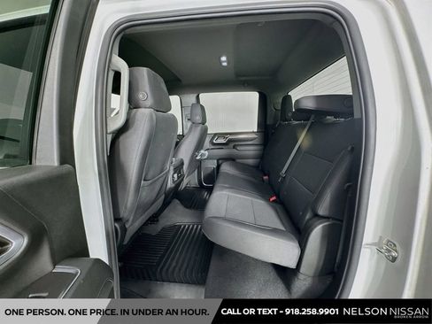 Used 2024 Chevrolet Silverado 2500 LT w/ Convenience Package AWD/4WD image 24