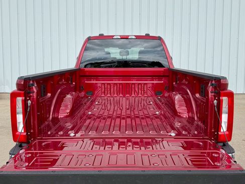 New 2026 Ford F250 XLT w/ FX4 Off-Road Package AWD/4WD image 16
