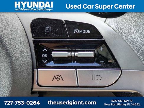 Used 2023 Hyundai Elantra SEL image 24