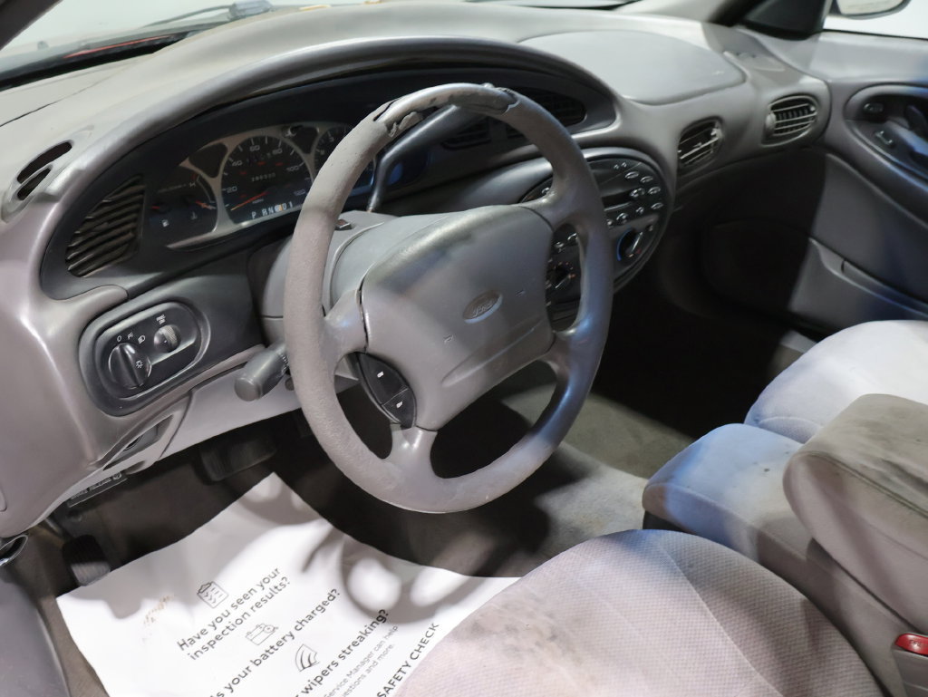 Used 1999 Ford Taurus SE FWD image 22