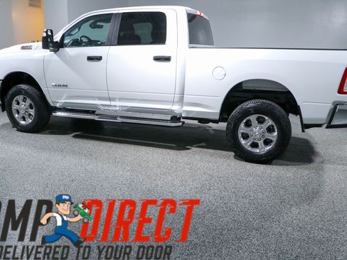 Used 2024 RAM 2500 Big Horn AWD/4WD image 10