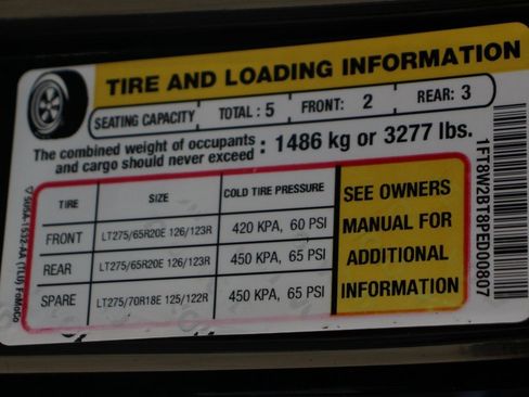 Used 2023 Ford F250 Lariat w/ Black Appearance Package image 57