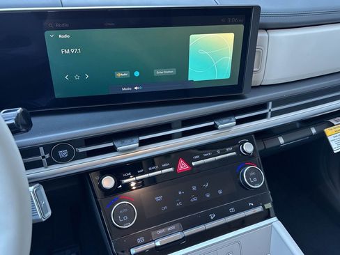 New 2026 Hyundai Santa Fe SE FWD image 6