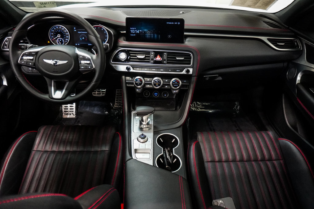 Used 2023 Genesis G70 2.0T w/ Sport Prestige Package RWD image 12
