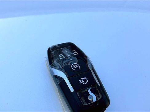 Used 2016 Ford Fusion Titanium image 15