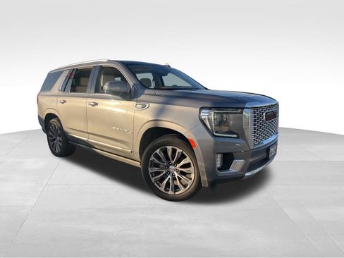 Used 2021 GMC Yukon Denali w/ Denali Premium Package image 1