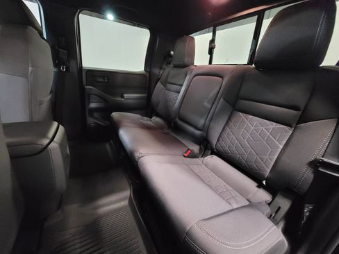 New 2026 Nissan Frontier SV w/ All-Weather Content Package image 10