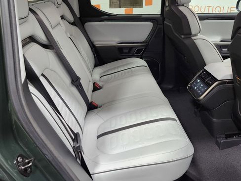 Used 2023 Rivian R1T Adventure image 21