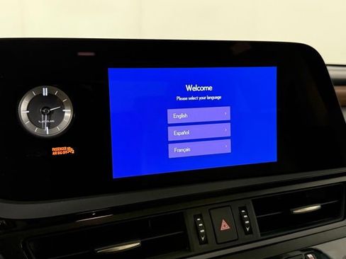 New 2025 Lexus ES 350 w/ Premium Package image 16