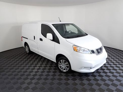 Used 2019 Nissan NV200 SV FWD image 4