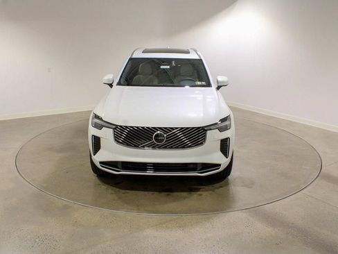 Used 2026 Volvo XC90 B6 Core w/ Protection Package AWD/4WD image 8