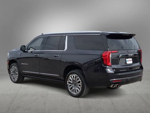 Used 2024 GMC Yukon XL Denali Ultimate AWD/4WD image 6