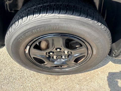 Used 2020 Jeep Renegade Sport w/ UConnect 7.0 Group image 20