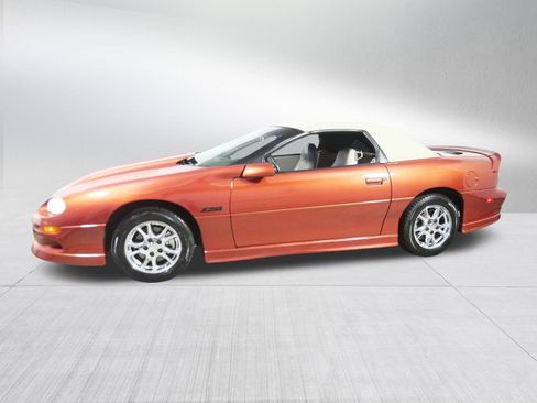 Used 2002 Chevrolet Camaro Z28 w/ Sport Appearance Pkg image 4