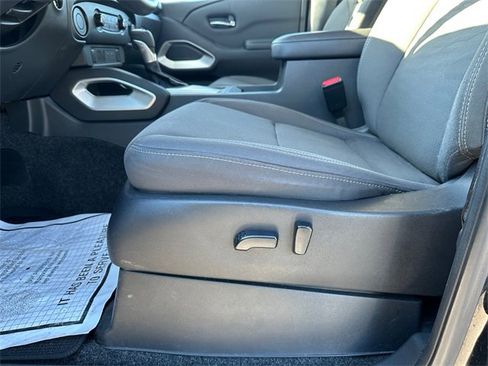 Used 2022 Nissan Frontier SV image 20