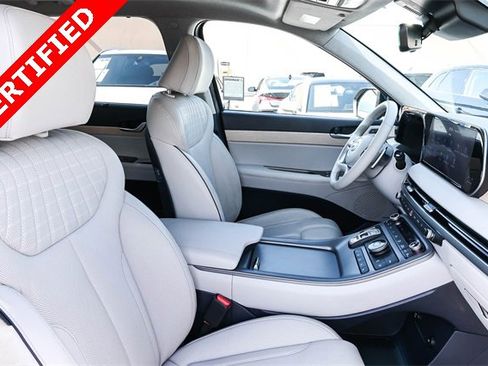 Certified 2023 Hyundai Palisade Limited image 17