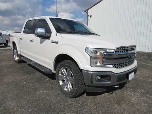 Used 2019 Ford F150 Lariat w/ Equipment Group 502A Luxury image 9