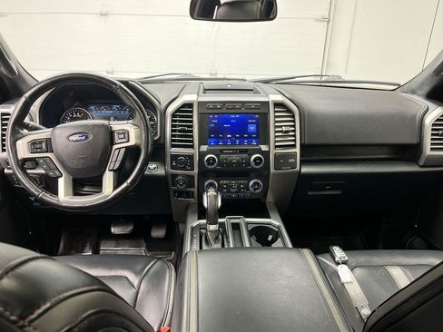 Certified 2020 Ford F150 Platinum w/ Equipment Group 701A Luxury AWD/4WD image 4