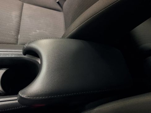 Used 2016 Honda HR-V EX image 35