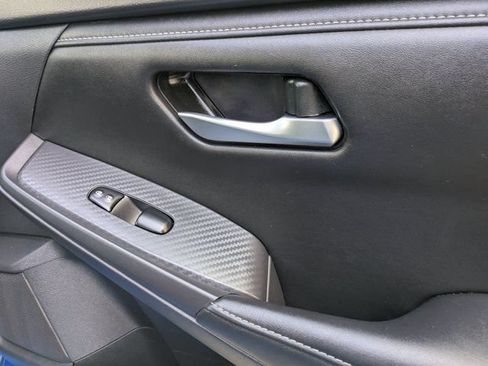 Used 2025 Nissan Sentra SV FWD image 31