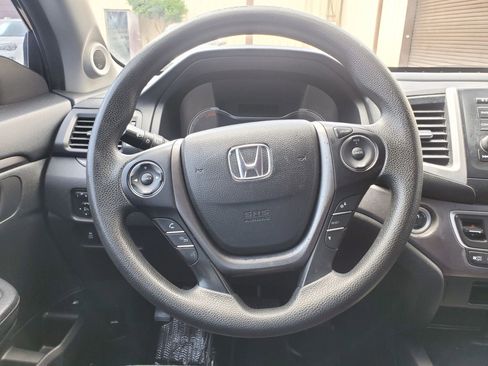 Used 2018 Honda Ridgeline Sport image 28