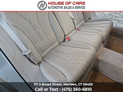 Used 2019 Mercedes-Benz S 560 4MATIC Sedan image 45
