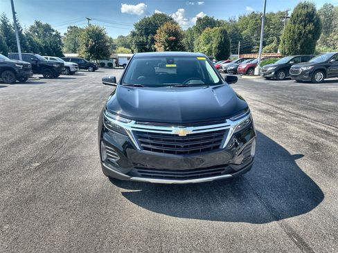 Used 2022 Chevrolet Equinox LT image 3