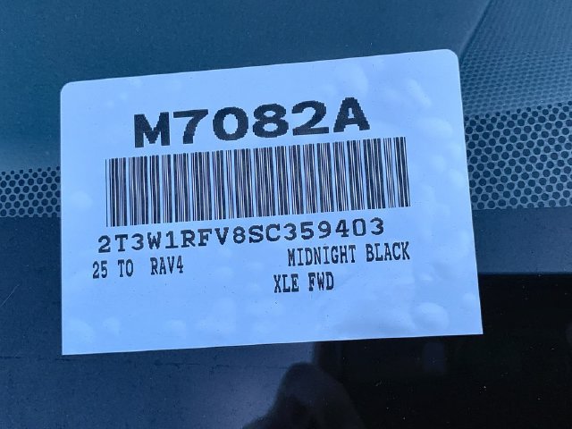 Used 2025 Toyota RAV4 XLE FWD image 47