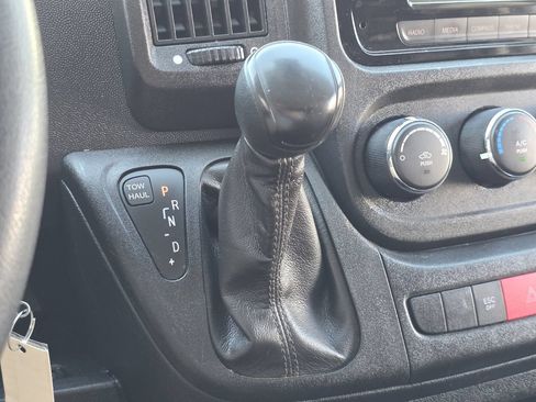 Used 2018 RAM ProMaster 2500 w/ Interior Convenience Group FWD image 28