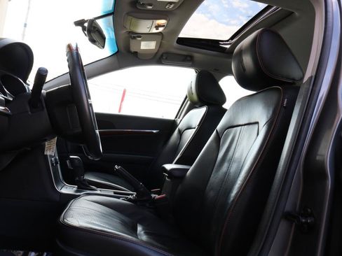 Used 2011 Lincoln MKZ FWD image 23