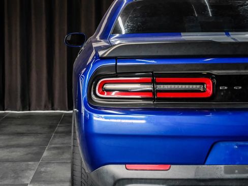 Used 2019 Dodge Challenger SXT w/ Blacktop Package RWD image 49