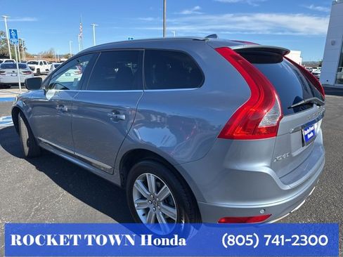 Used 2017 Volvo XC60 T5 Inscription w/ Preferred Option Package image 9