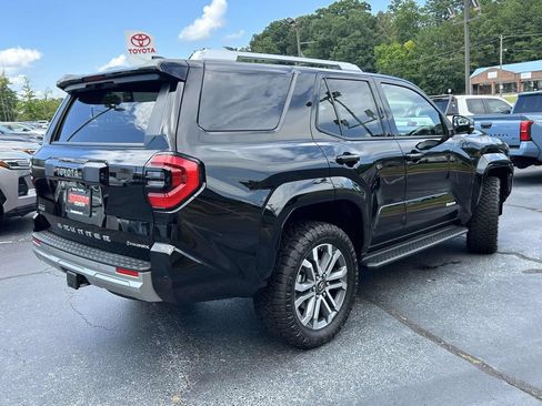 New 2026 Toyota 4Runner Limited AWD/4WD image 3