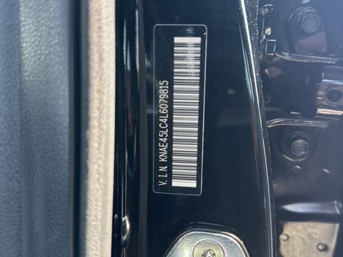 Used 2020 Kia Stinger GT1 image 36