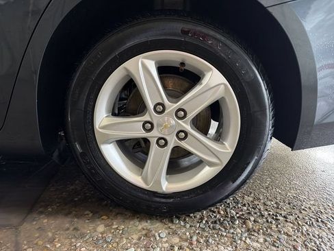 Certified 2019 Chevrolet Malibu LS FWD image 10