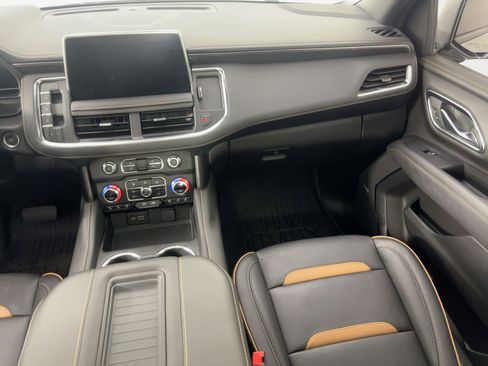 Used 2024 GMC Yukon AT4 w/ Technology Package image 29