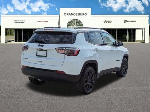 New 2026 Jeep Compass Latitude AWD/4WD image 8