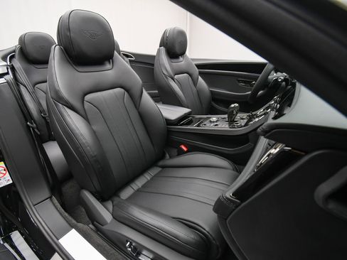 New 2026 Bentley Continental GTC image 17
